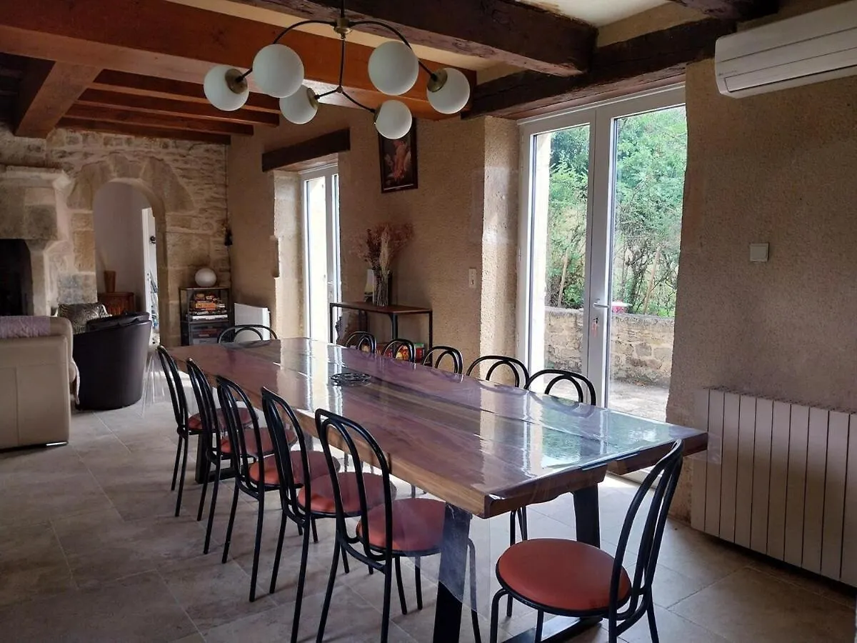 بيت للعطل Maison En Pierre Vue Panoramique Parisot  فرنسا