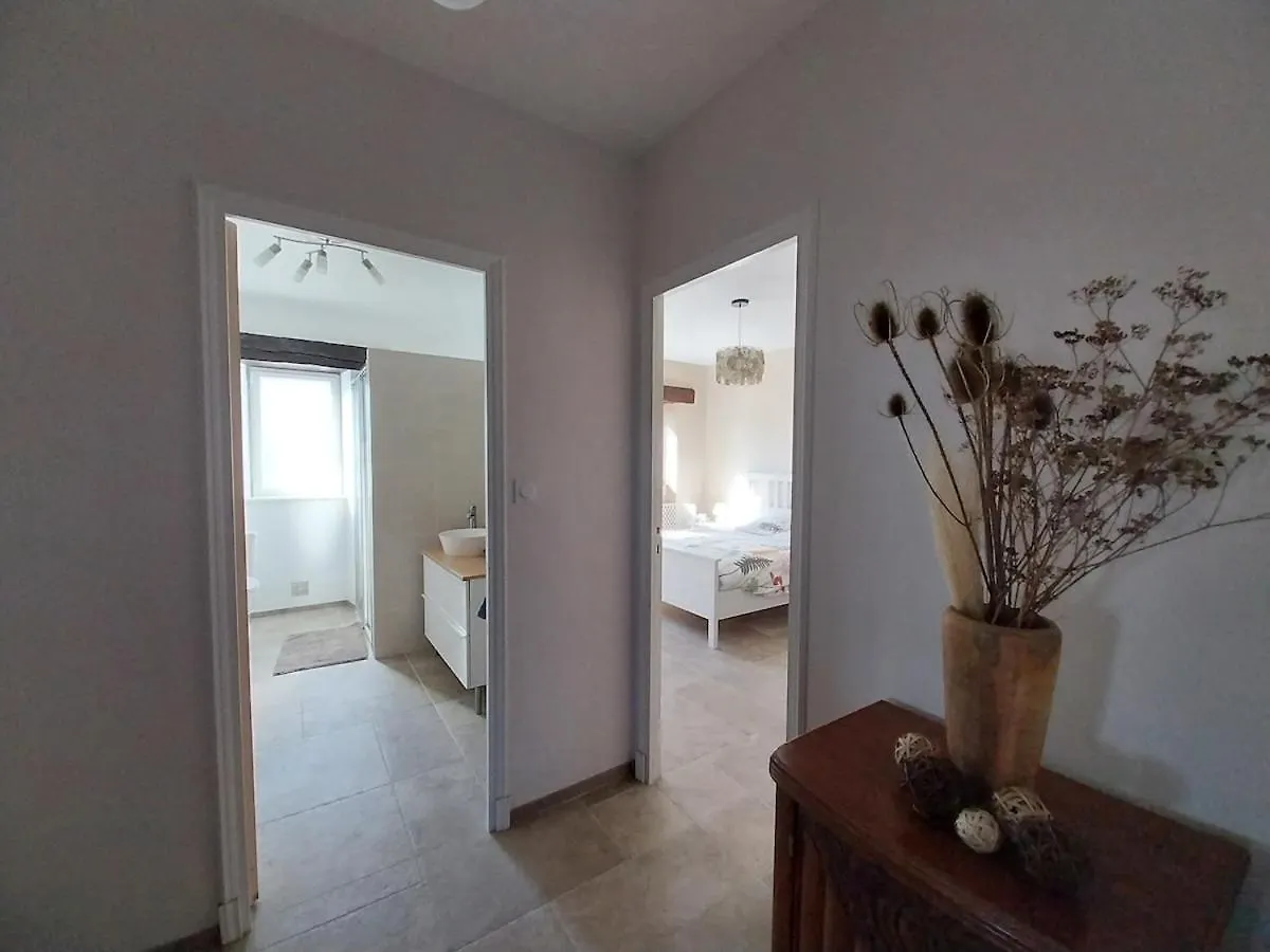 بيت للعطل Maison En Pierre Vue Panoramique Parisot
